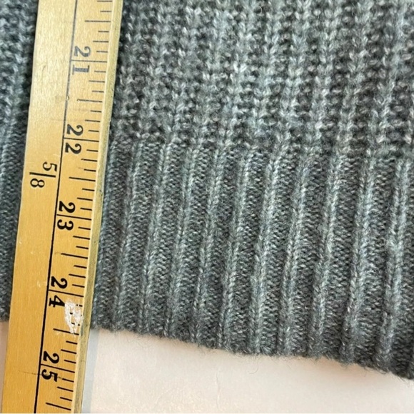 Nine West chunky grey green collared sweater size M - Picture 10 of 10